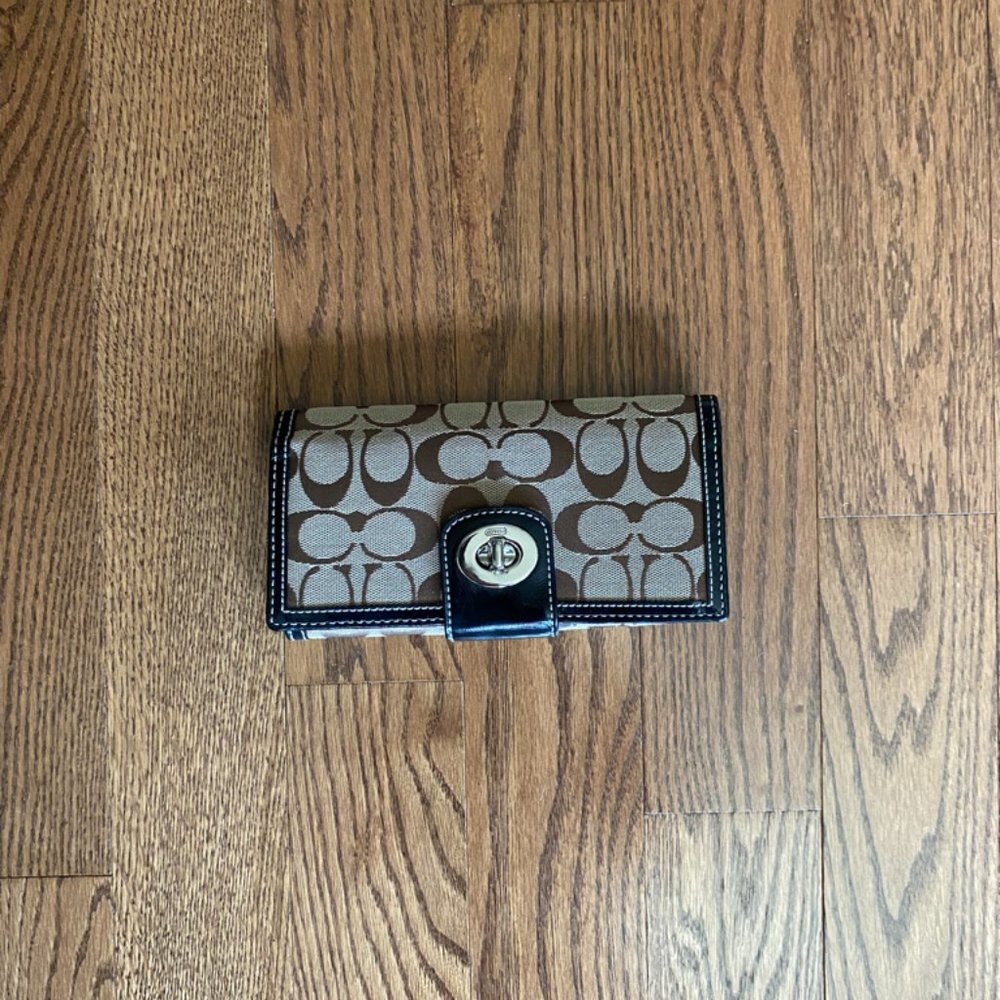 Coach Wallet - Tan and Black